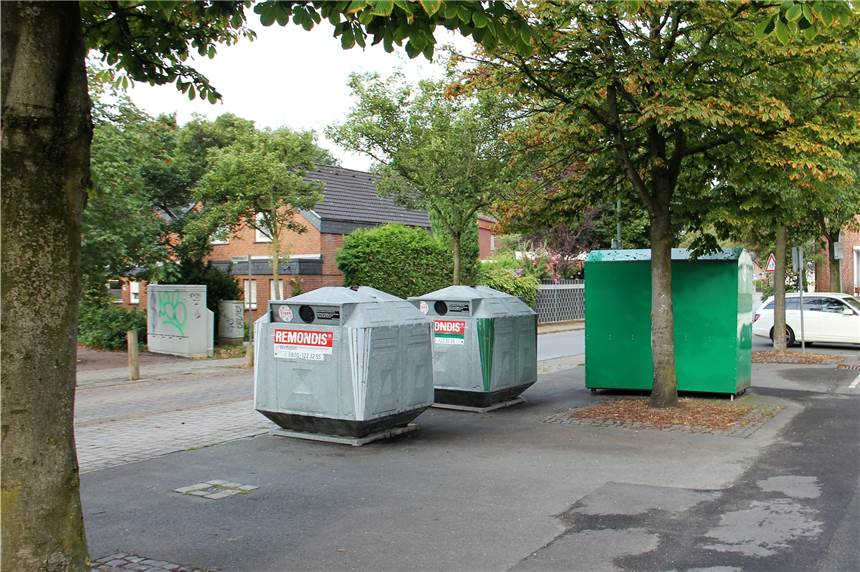 Ruhestörung am Glascontainer: Nächtlicher Einwurf kann teuer werden Glascontainer in Alstedde: Anwohnerinnen und Anwohner haben sich beschwert, weil Glas in der Nacht oder am Sonntag entsorgt wird.