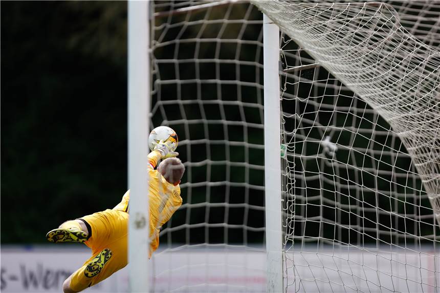 Hälfte der Spiele fällt aus: Corona hat Landesliga-Staffel fest im Griff Gleich vier Absagen in einer Landesliga-Staffel gibt es an diesem Wochenende.
