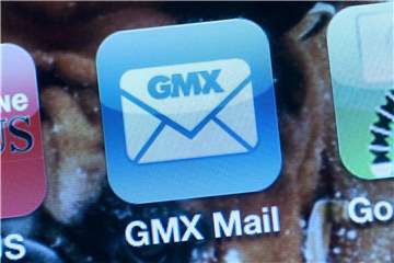 GMX und Web.de wollen mit einer neuen Schutzfunktion verhindern, dass falsche Termineinladungen im Kalender geöffnet werden. Foto: Peter Kneffel