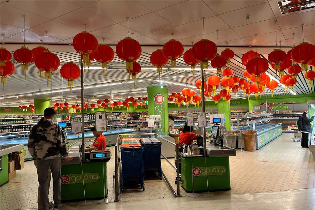 Go Asia, der Asien-Markt im Untergeschoss des ehemaligen Kaufhof-Hauses