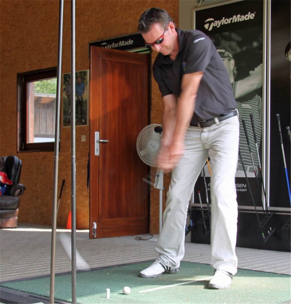 Coronavirus: Golfclub Nordkirchen meldet Kurzarbeit für Angestellte an Golflehrer Andreas Rössler befindet sich wegen des Coronavirus unfreiwillig in Kurzarbeit.