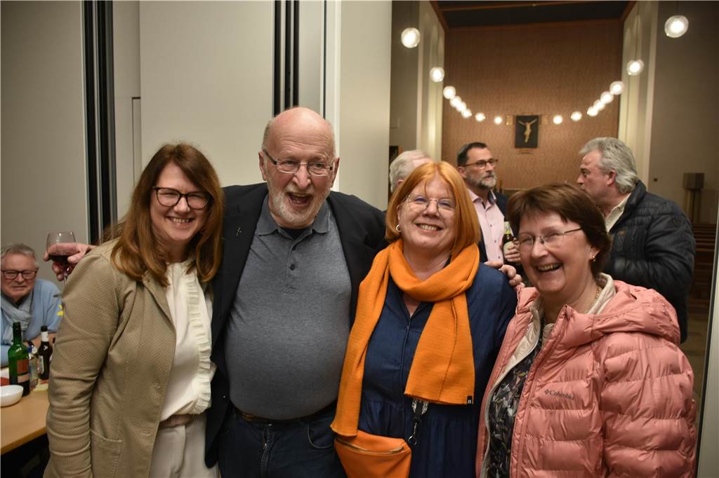 Josef mit Karola Voss und anderen