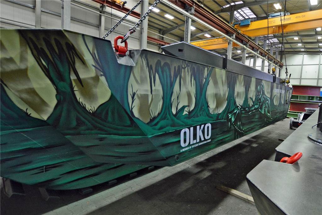 Mitarbeiter können aufatmen: Olko baut XXL-Bagger weiter in Olfen Graffiti statt langweiliger Ein-Farben-Lackierung ist zum Markenzeichen geworden.
