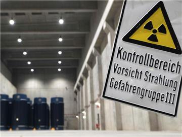 Granit, Ton, Salz: Eine idealen Ort für den Jahrtausende strahlenden Müll gibt es wohl nicht. Foto: Stefan Puchner/Archiv