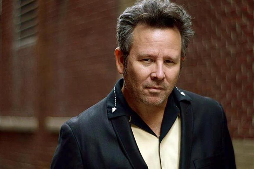 Grant-Lee Phillips: Mehr als nur ein „Stadt-Troubadour“ Grant-Lee Phillips hat sein Feuer neu entfacht. Foto: Denise Siegel