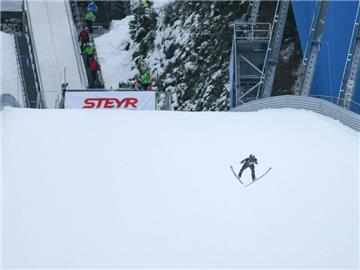 Gregor Schlierenzauer bei seinem Sprung auf dem neuen Kulm. Foto: Martin Huber