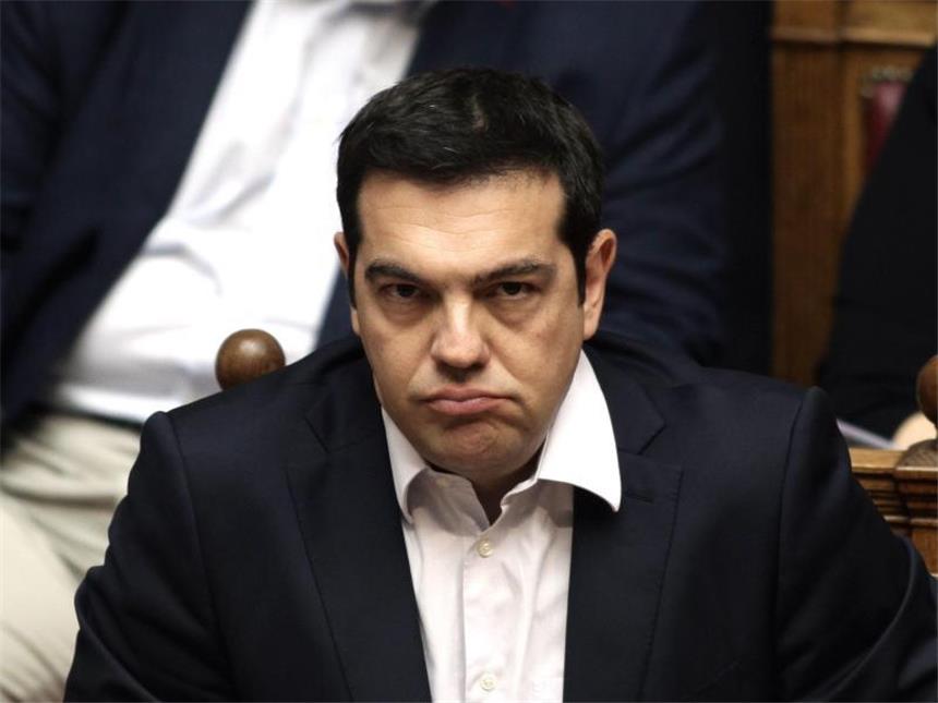 Dramatischer Poker im griechischen Schuldenstreit Griechenlands Regierungschef Alexis Tsipras während einer Debatte im Parlament in Athen. Foto: Simela Pantzartzi