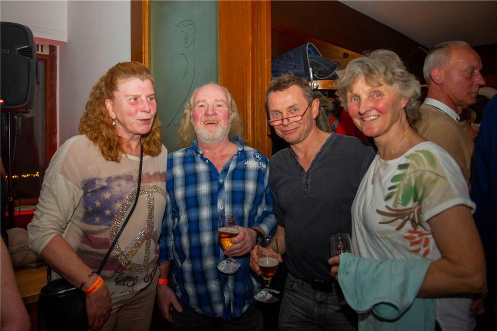 Große Abschiedsparty im Uhlenhof.