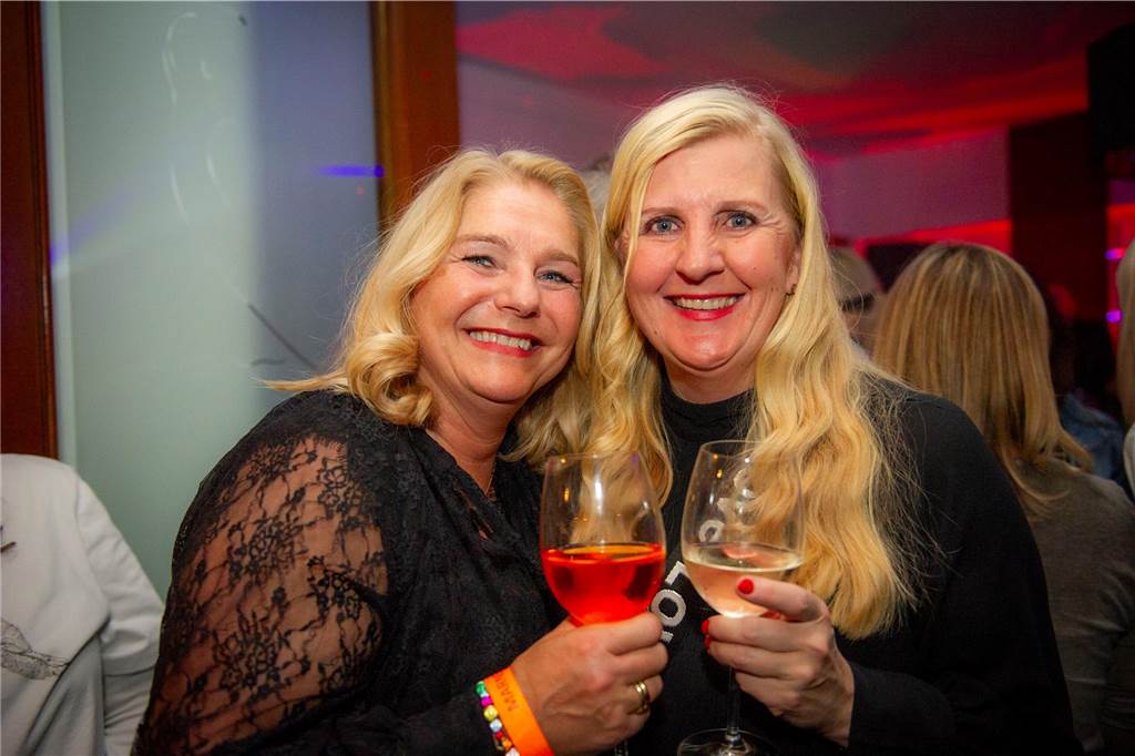 Große Abschiedsparty im Uhlenhof.