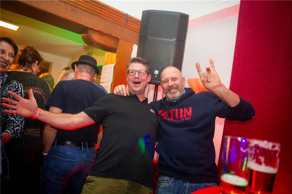 Große Abschiedsparty im Uhlenhof.