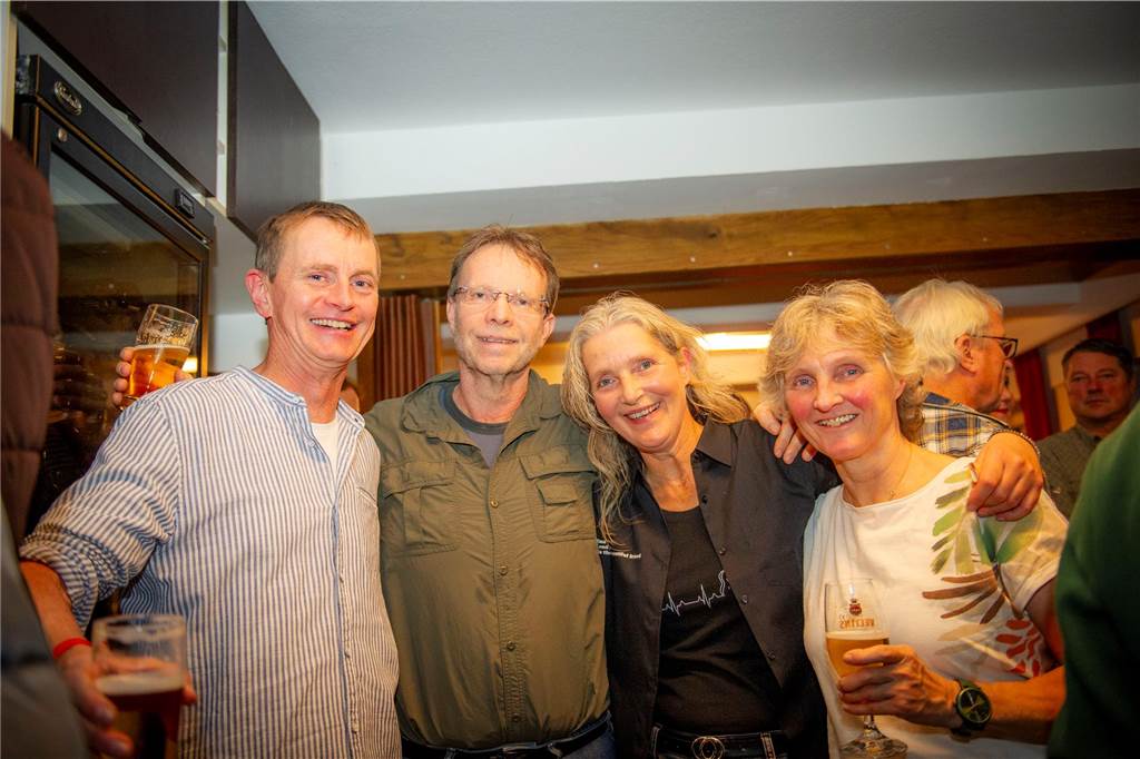 Große Abschiedsparty im Uhlenhof.