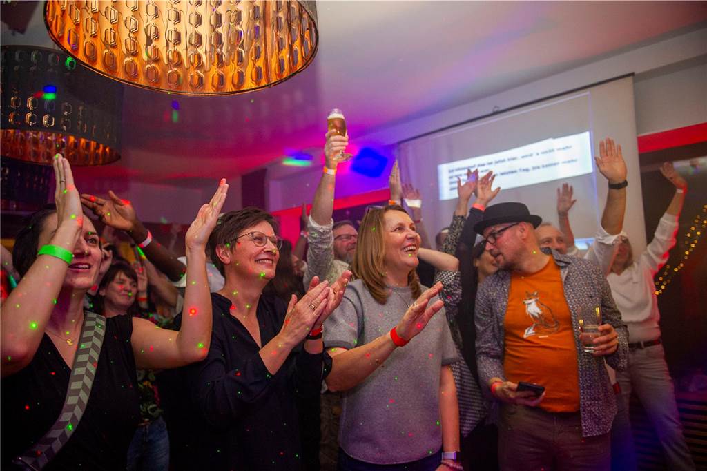 Große Abschiedsparty im Uhlenhof.