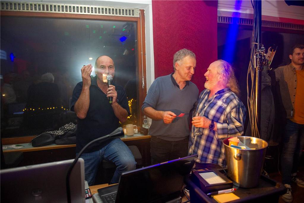 Große Abschiedsparty im Uhlenhof.