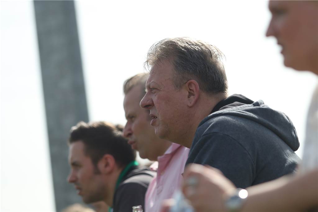 Pascal Harder nach Freistellung bei GS Cappenberg: „Ich war überrascht, sauer und enttäuscht“ GSC-Präsident Thorsten Garber bedankte sich bei Pascal Harder für dessen Engagement.
