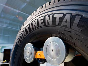 Günstige Rohstoffpreise helfen dem Zulieferer Continental trotz schwacher Autonachfrage. Foto: Julian Stratenschulte