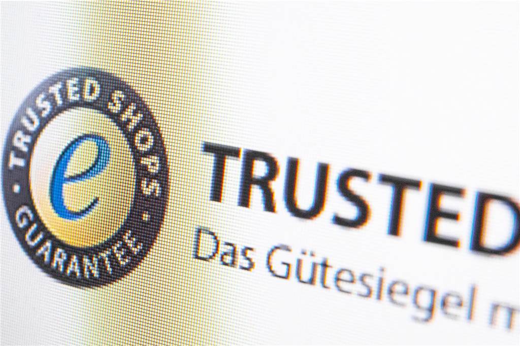 Online-Service hilft: Schutz gegen Betrug und Hilfe bei Schnäppchensuche Gütesiegel Trusted Shops