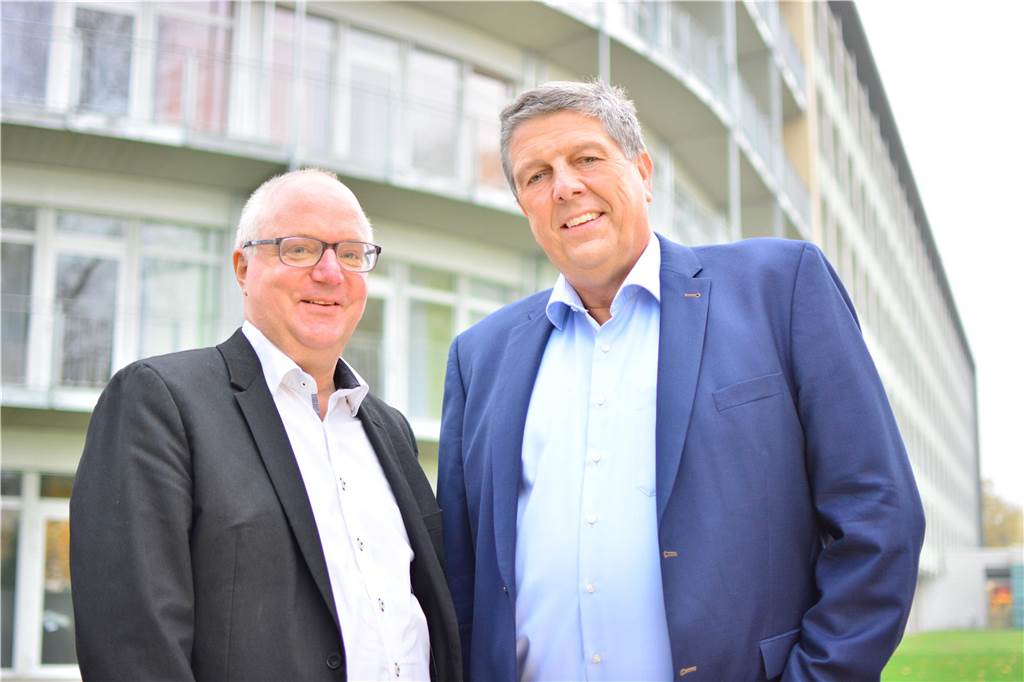 Einladung an Karl Lauterbach: Das wird aus dem Besuch des Gesundheitsministers Guido Bunten (l.), kaufmännischer Geschäftsführer der KKRN GmbH, und der medizinische Geschäftsführer Dr. Andreas Weigand sehen durch Lauterbachs Aussagen das Vertrauensverhältnis der Patienten zu den Krankenhäusern beschädigt.