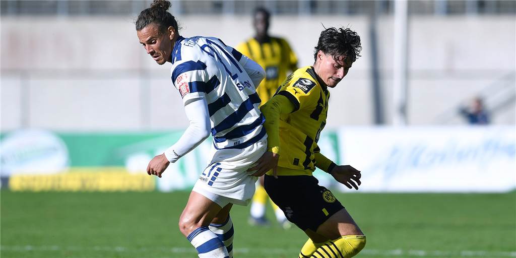 BVB-U23 will Serie gegen Meppen fortsetzen - schmerzhafte Ausfälle Guille Bueno (rechts) führt einen Zweikampf.