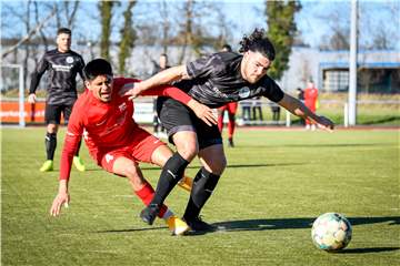 Guiseppe Restieri (r.) und der VfB Westhofen erarbeiteten sich am Sonntag eine Menge Selbstvertrauen.