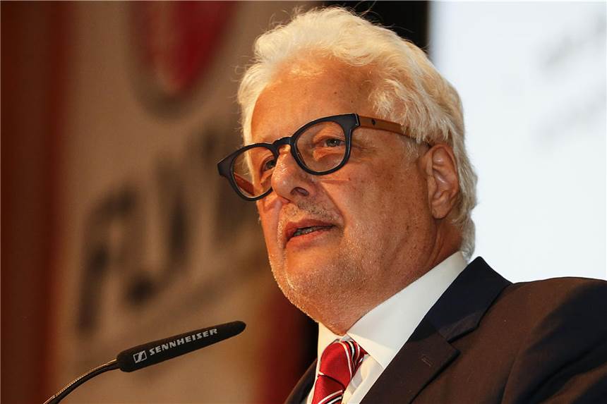 Walaschewski über „Öffnungs-Überbietungswettbewerb“: voreilig, unausgegoren und hoch riskant Gundolf Walaschewski äußert sich im Interview.