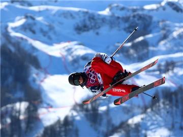 Gus Kenworthy hat sich zu seiner Homosexualität bekannt. Foto: Jens Buettner