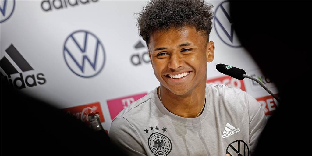 Vollgas-Fußballer Karim Adeyemi: Nächste Beschleunigungsstufe bei DFB und BVB Gut gelaunt: BVB-Neuzugang Karim Adeyemi.