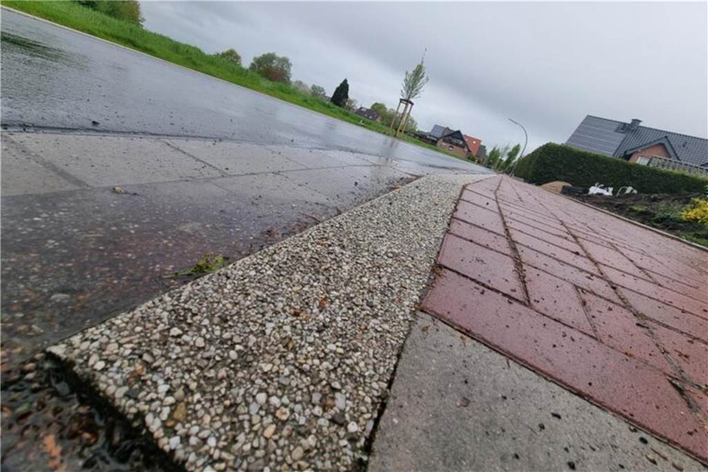 Panne bei Endausbau: Anlieger könnten dennoch zur Kasse gebeten werden Schöppinger Straße in Nienborg
