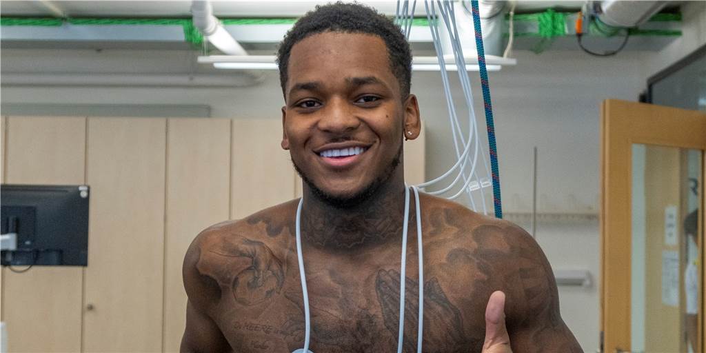 BVB-U23: Start in Bochum, zwei Abgänge und Warten auf den Maaßen-Nachfolger BVB-Neuzugang Jayden Braaf absolviert die Leistungsdiagnostik.