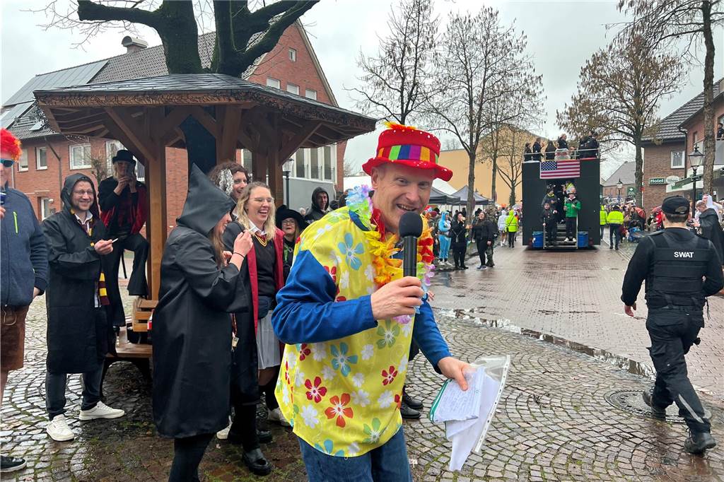 Gute Laune beim Karnevalsumzug in Südlohn.