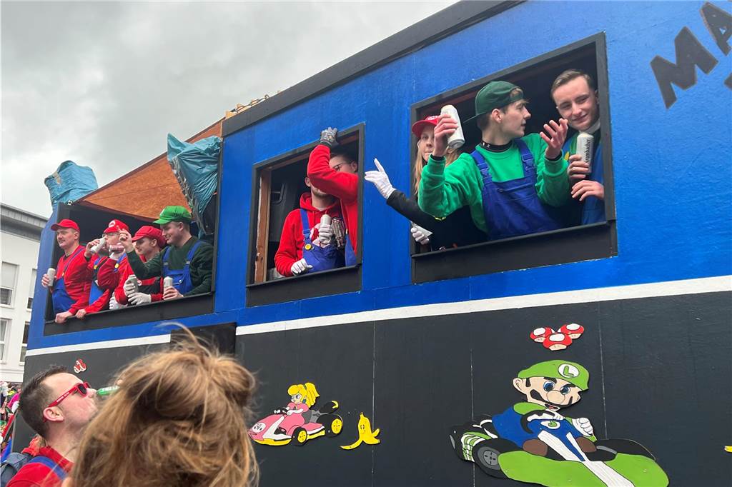 Gute Laune beim Karnevalsumzug in Südlohn.