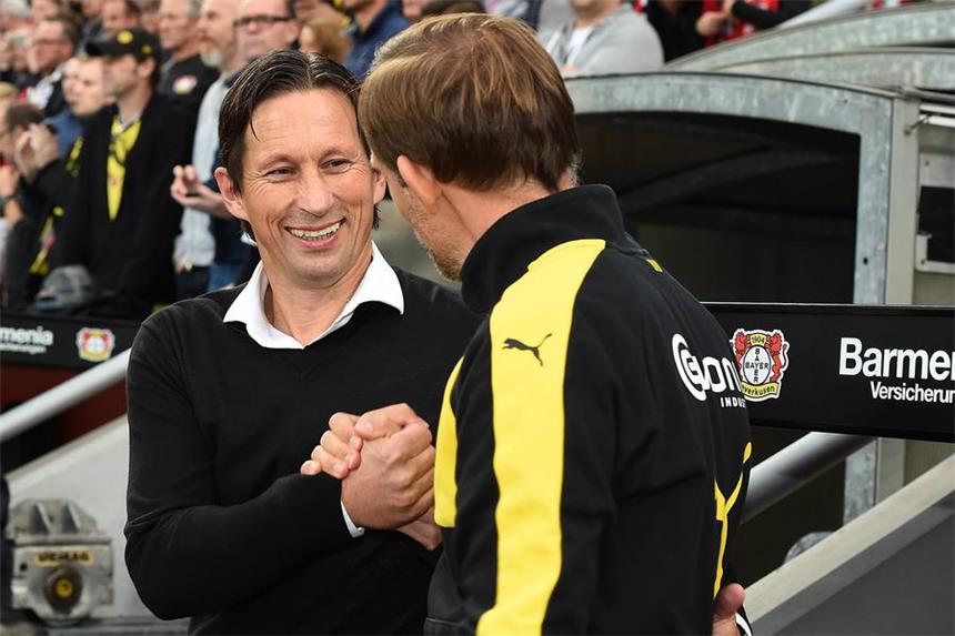Verbales Scharmützel zwischen Tuchel und Schmidt Gute Laune vor dem Anpfiff: Roger Schmidt (l.) und Thomas Tuchel. Nach dem Abpfiff waren beide Trainer dann nicht mehr auf einer Wellenlänge.