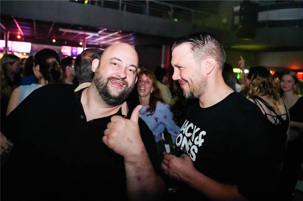 Gute Party, gute Laune: Im FZW haben viele Menschen in den Mai getanzt.
