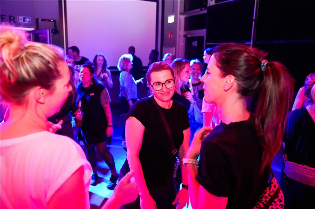 Gute Party, gute Laune: Im FZW haben viele Menschen in den Mai getanzt.