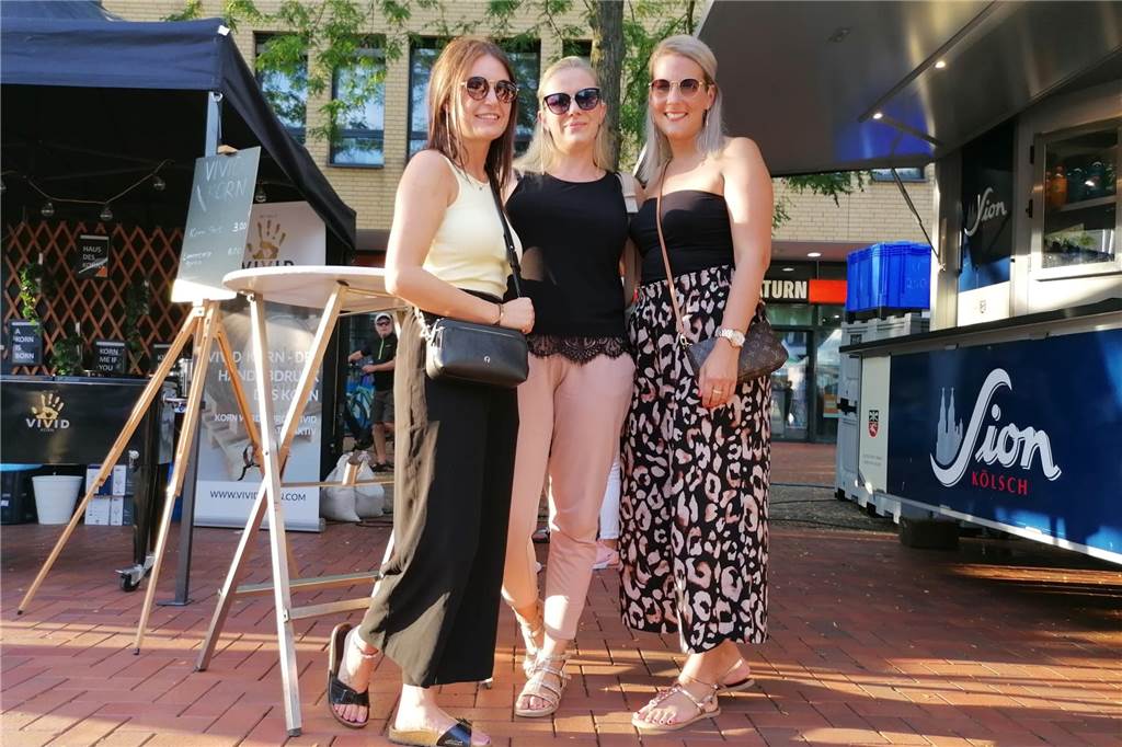 Re-Live und Fotos: Lünen feiert das Bierfest: Veranstaltung auf dem Marktplatz wird eröffnet Gute Stimmung beim Auftakt des Bierfests in Lünen