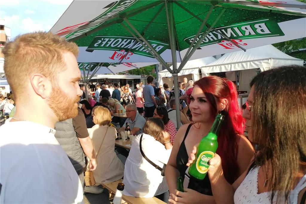 Gute Stimmung beim Auftakt des Bierfests in Lünen