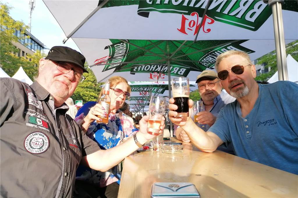 Gute Stimmung beim Auftakt des Bierfests in Lünen