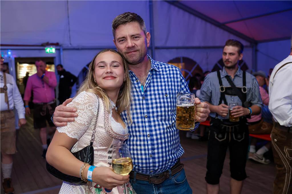 Gute Stimmung herrschte am Samstag (21.9.) beim Oktoberfest in Schermbeck.