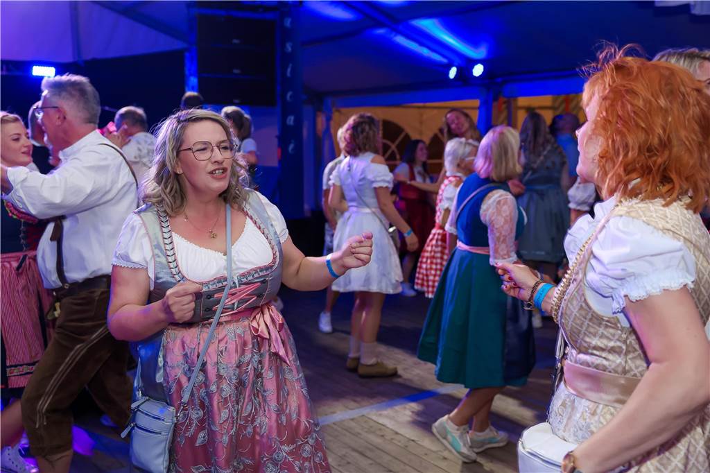 Gute Stimmung herrschte am Samstag (21.9.) beim Oktoberfest in Schermbeck.