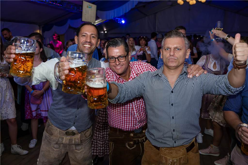 Gute Stimmung herrschte am Samstag (21.9.) beim Oktoberfest in Schermbeck.