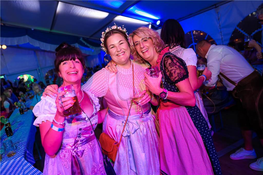 Gute Stimmung herrschte am Samstag (21.9.) beim Oktoberfest in Schermbeck.
