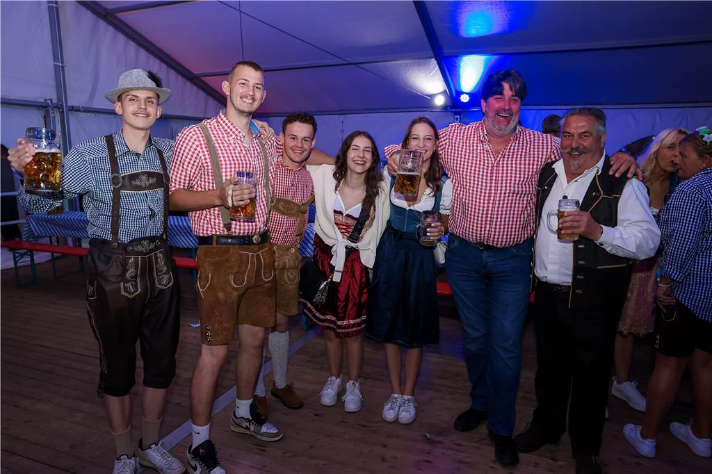 Gute Stimmung herrschte am Samstag (21.9.) beim Oktoberfest in Schermbeck.