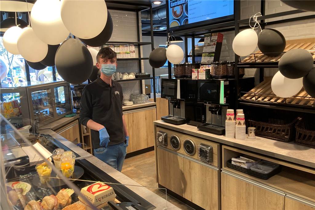 Zwei Jahre CAPpuccino Berliner Platz: So läuft‘s im Wewole-Café am Bahnhof Gutes Essen, selbst zubereitet für die Passanten und Pendler am Hauptbahnhof.