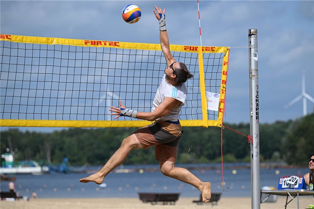 Gutes Wetter, spaßige wie hochklassige Duelle und viele motivierte Teilnehmer: Die ersten Halterner Beachvolleyball-Stadtmeisterschaften waren ein voller Erfolg.