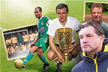 Haben mit ihren Amateurvereinen bessere Zeiten erlebt: die Oberliga-Mannschaft von Hellweg Lütgendortmund (v.l.), Francis Bugri, Aki Schmidt, Michael Zorc und Peter Walter.