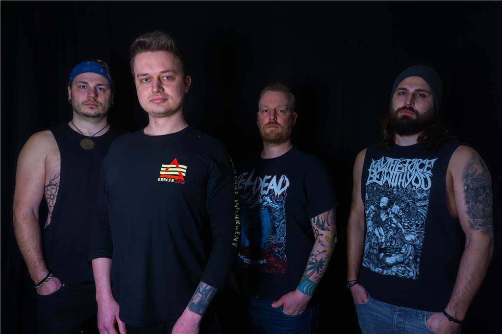Lüner Sportler treten beim Brunnenfest auf – Band-Gründung inmitten der Corona-Pandemie Haben mit ihrer Band am Freitag den ersten großen Auftritt (v.l.): Tobias Grochla, Timo Klebsch, Kai Mowinkel und Jannik Grochla.