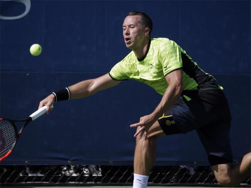 Kohlschreiber lässt Davis-Cup-Einsatz offen Hält sich einen Einsatz im Davis Cup noch offen: Tennisprofi Philipp Kohlschreiber. Foto: Seth Wenig