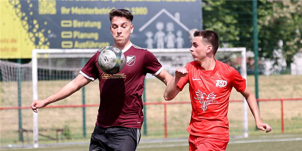 Hiobsbotschaften für Kreisliga-Stadtmeisterschaft Hätten nach dem Kreisliga-A-Duell am 22. Mai auch im Juli beim Turnier der Spielgemeinschaft aufeinandertreffen können: die SG Victoria/Sportfreunde (dunkle Hemden) und der SC Arminia Ickern.