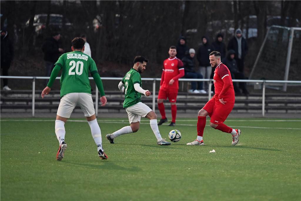 Hakan Uzun gegen Rene Lindner