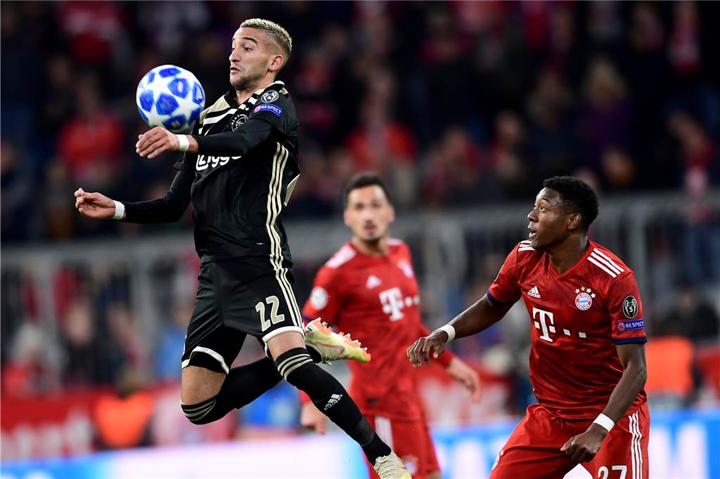 Kehrtwende bei Shinji Kagawa? BVB-Gerüchte um Ziyech Hakim Ziyech von Ajax Amsterdam wurde 2018 zum besten Spieler der Eredivisie gekürt.