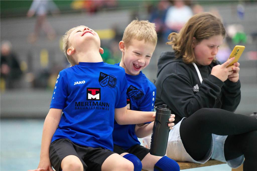Halterns Minikicker trafen am Samstag (13. Januar) mit zahlreichen Teams in der Halle aufeinander.